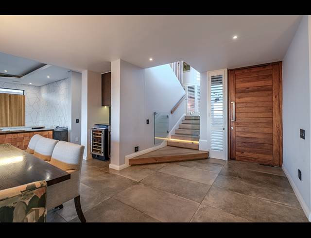 4 BEDROOM FREESTANDING FOR SALE IN SALT ROCK